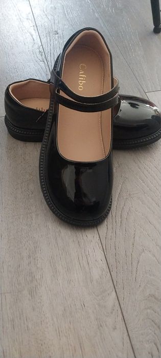 Туфлі для дівчинки