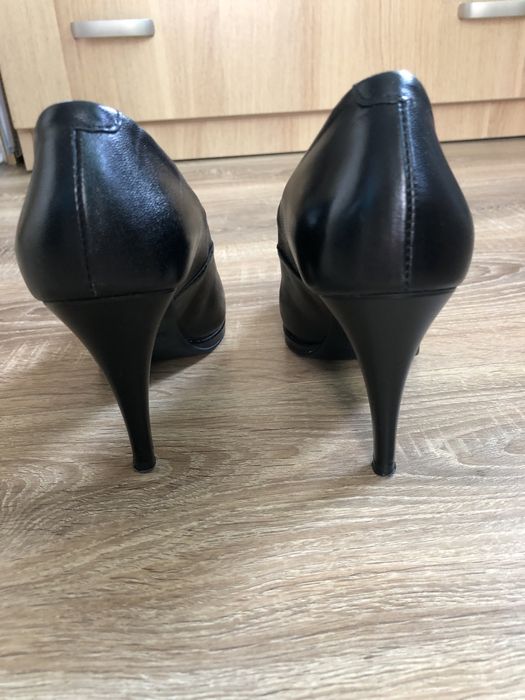 Buty na obcasie, czarne szpilki, Lasocki 36, super stan