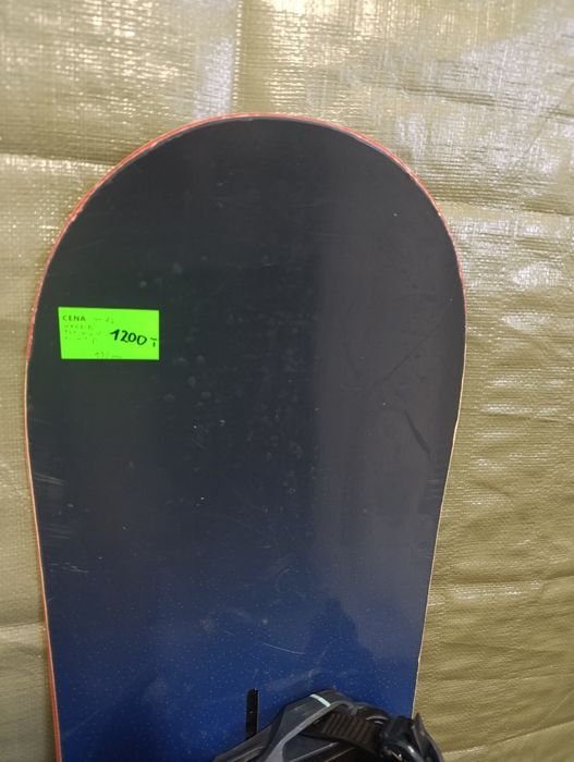 Nr 72 Deska snowboadowa Burton Custom Smalls 135 cm + wiązania