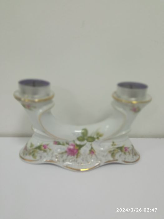 Świecznik dwuramienny