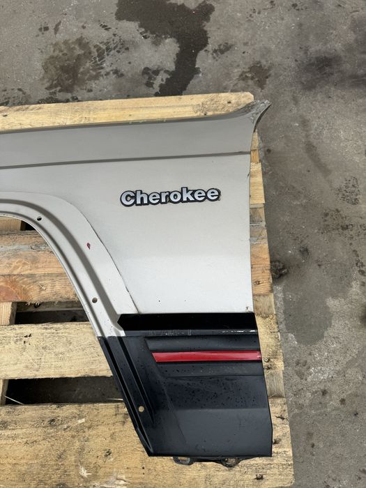 Błotnik lewy przód przedni jeep xj