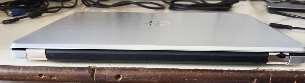 Portátil HP 15-bs007np