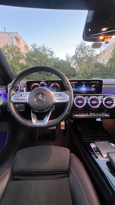 MERCEDES-BENZ A-250 AMG EDITION | 224cv | Full Extras | Gasolina |