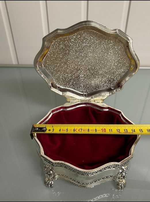 Guarda jóias em PRATA SHEFFIELD com BRASÃO DA FAMÍLIA REAL BRITÂNICA.