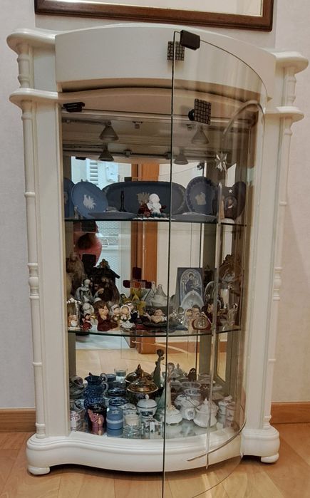 Armário  Cristaleira restaurado