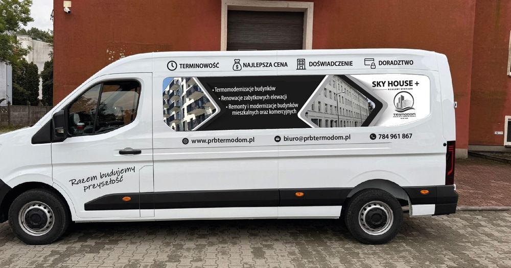 Reklama na samochód,oklejanie busów witryn,projekty,montaż cala Toruń
