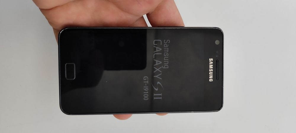 Ретро Samsung Galaxy S II (GT-I9100) / Android 2.3.3 / Робочий раритет