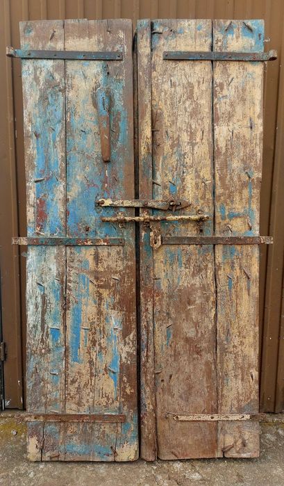 Porta indiana antiga em madeira Teca