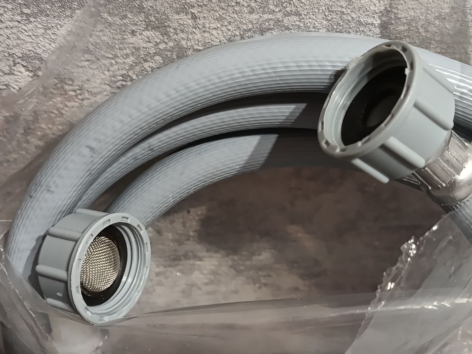 Wąż pralkowy dopływowy