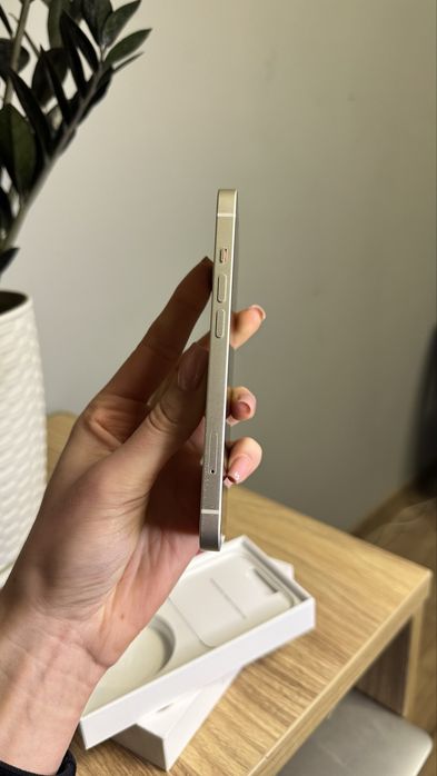 Used Apple iPhone 14 128Gb Starlight