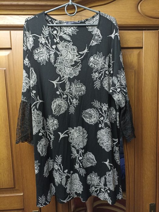 Туника стрейчевая M&S размер 54.