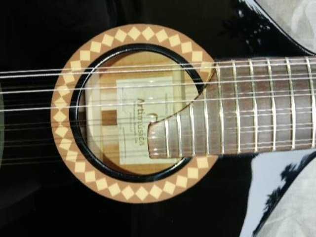 Guitarra de Fado de Lisboa preta