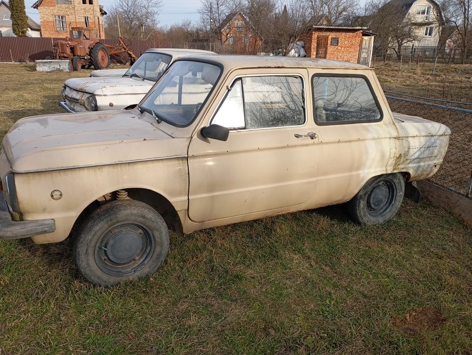 ЗАЗ 968 є три під відновлення