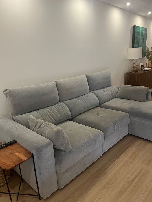 Sofá marca Ikea ( preço original 899 € - venda atual por 250 €)
