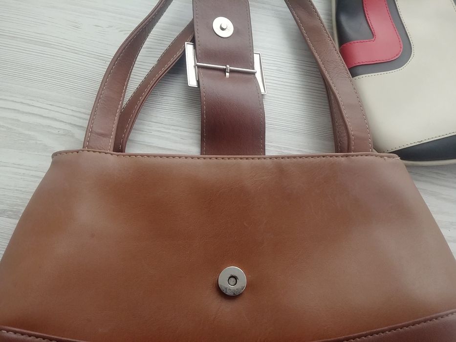 Яскрава жіноча сумка