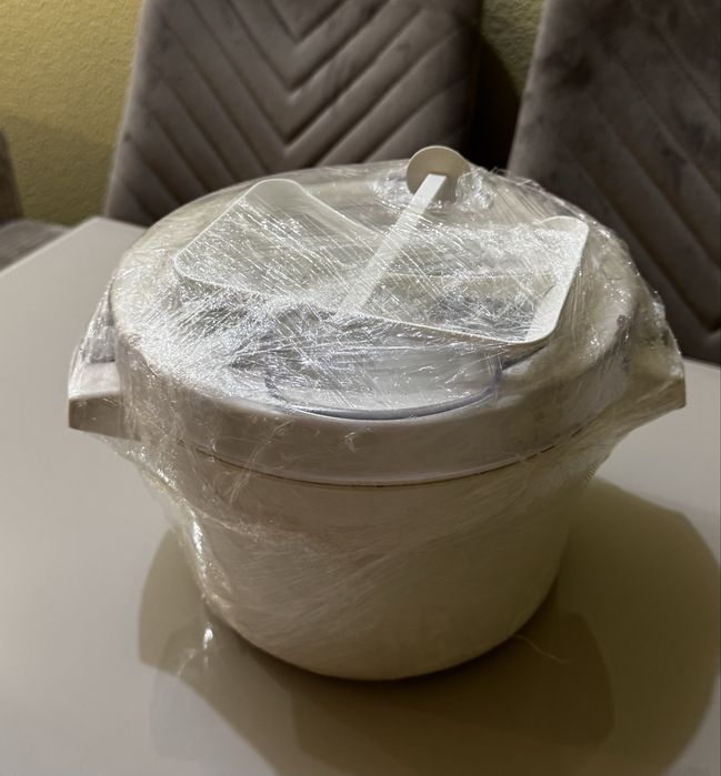 Морозивниця для мʼякого морозива