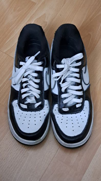 Czarnobiale Buty Nike