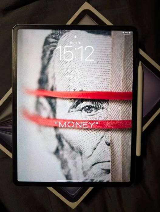 Apple iPad Air 13" (M2) Wi-Fi 256GB Space Gray та Apple Pencil Pro, стан Ідеальний.