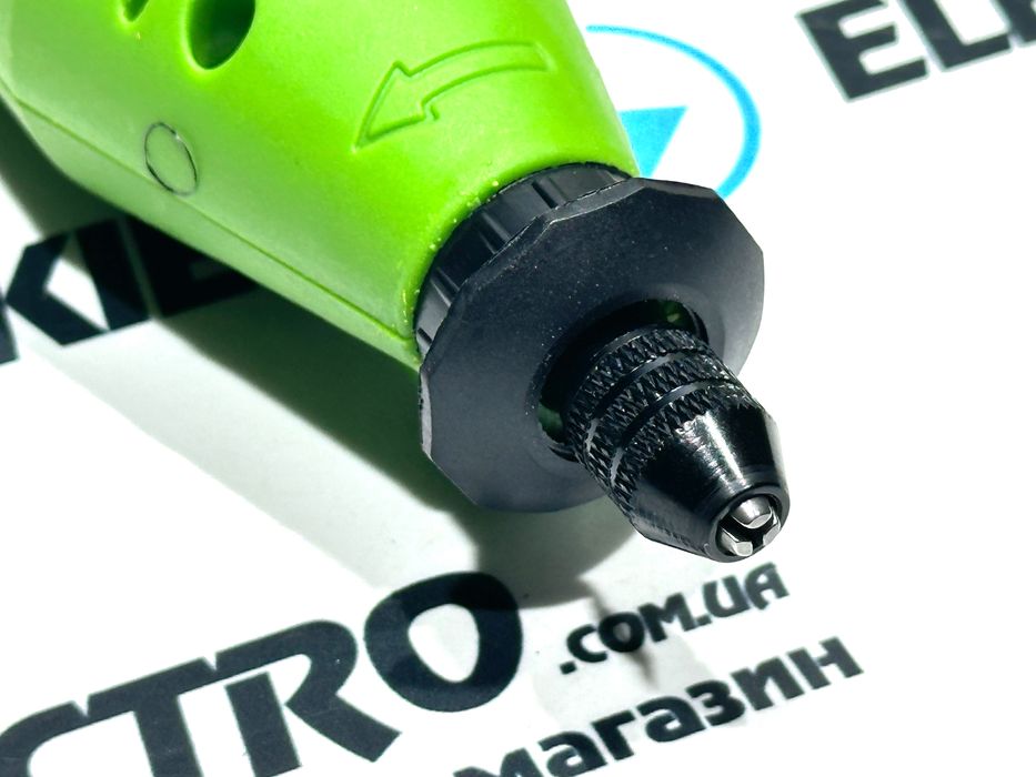 Гравер ProCraft PG400 (кулачковый патрон, гибкий вал, струбцина, набор в кейсе) Особенность гравера что он с патроном, а не цанговая система