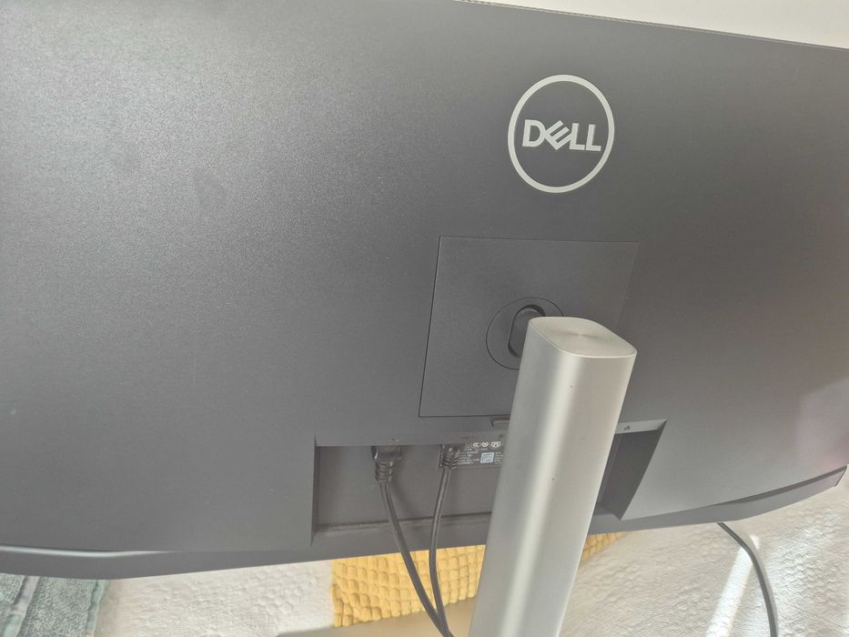 Monitor Dell com defeito