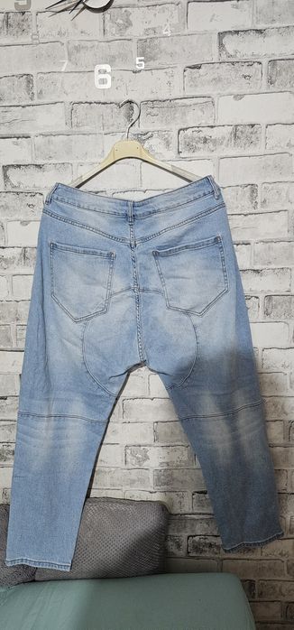 Spodnie jeansowe M.Sara