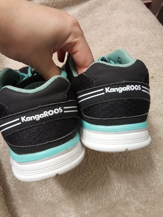 чоловічі кросівки