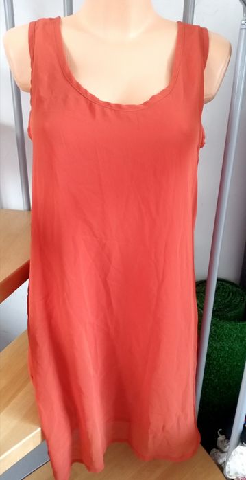 Sukienka na grubych ramiączkach koralowa letnia luźny krój