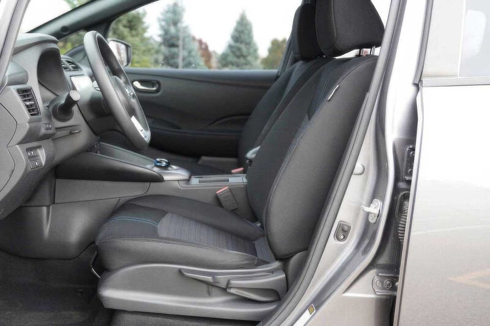 Nissan LEAF SL Plus      2020