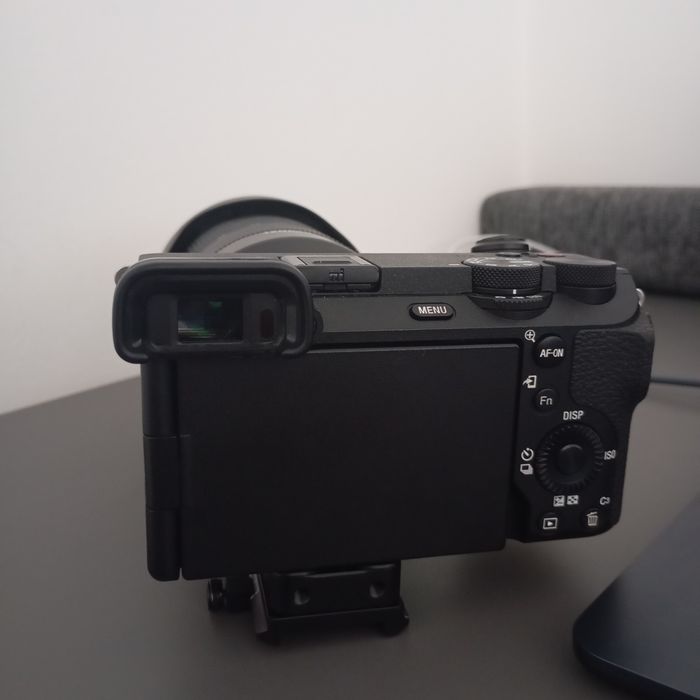 Sony a6700 ( Apenas o corpo)