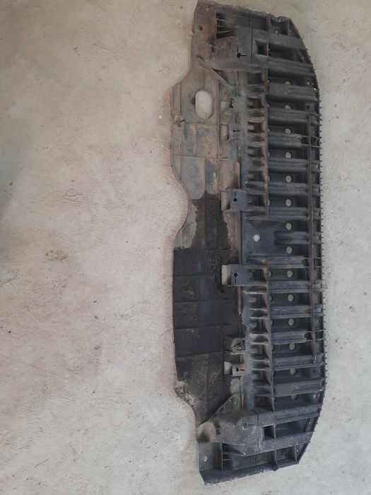 52618-05010 пластиковий захист переднього бампера Тойота Авенсіс т27