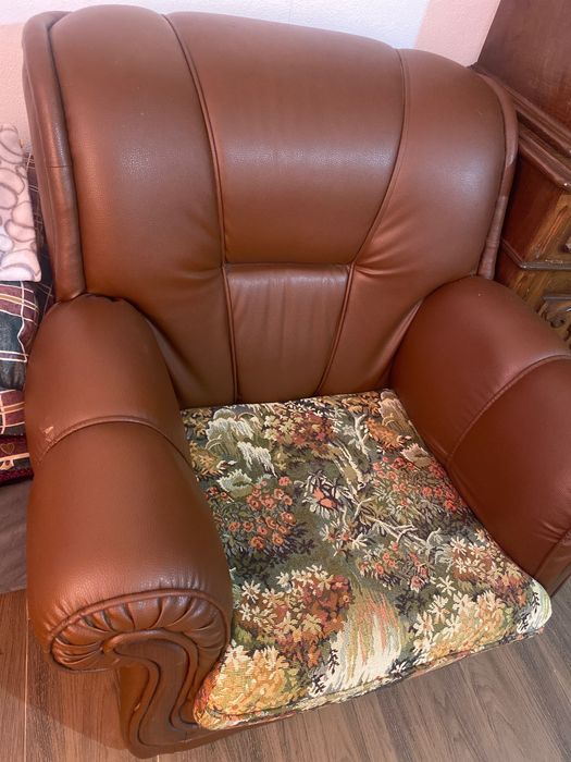 Conjunto de sofá cama vintage e sofás pequenos