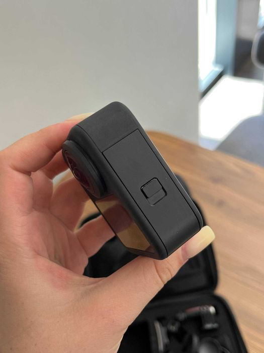 Екшн-камера GoPro MAX 360 з нагрудним кріпленням