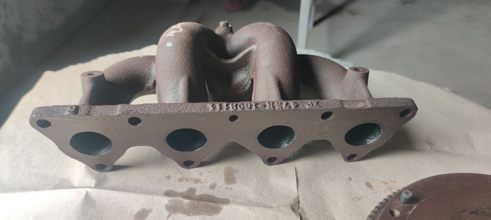 Коллектор выхлоп Джагги.