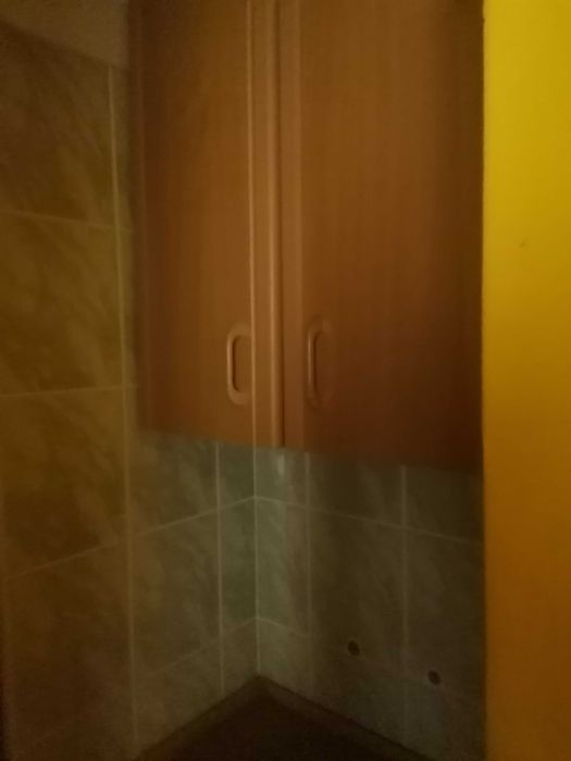 Szafka drewniana do łazienki