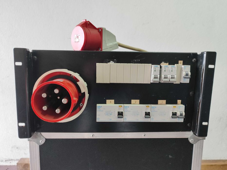 Distribuidor de potência - Quadro elétrico