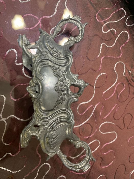 Centro decorativo em estanho