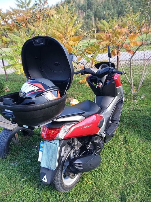 Скутер Yamaha NMAX125