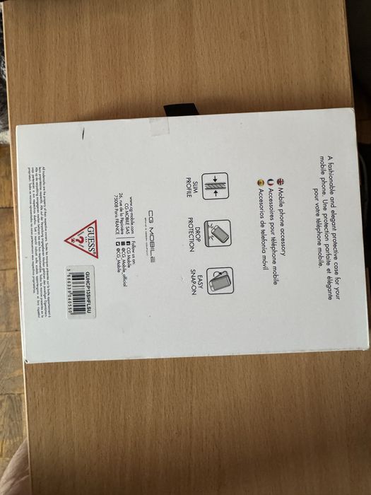 чехол Guess для iPhone 13 min. Новый!