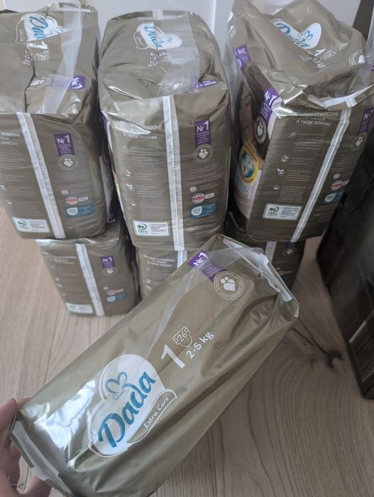 Pieluchy Dada Extra Care rozmiar 1 (2-5kg) x7