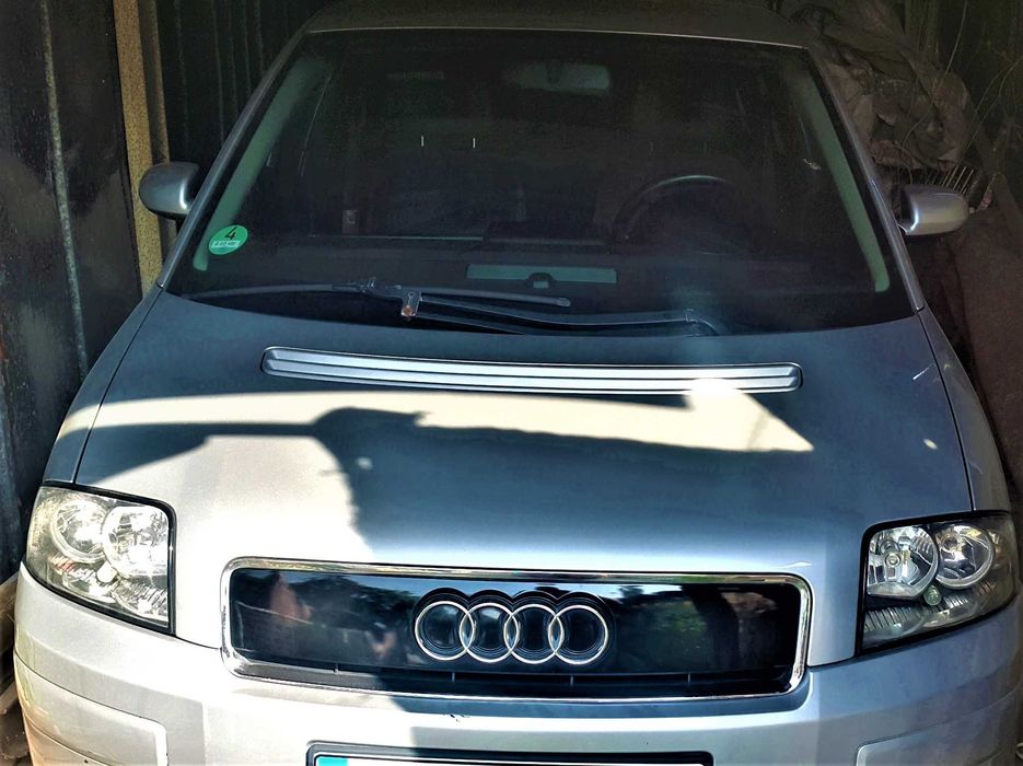 Автомобиль AUDI A2