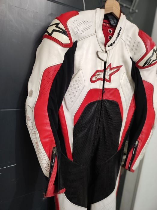 Kombinezon motocyklowy skórzany Alpinestars – 1-częściowy
Sprzedam pro