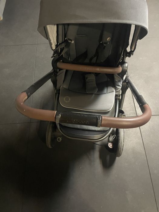 Carrinho maxi cosi com cadeira