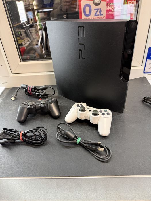 Konsola Sony PS3 Slim + 2 pady + kable