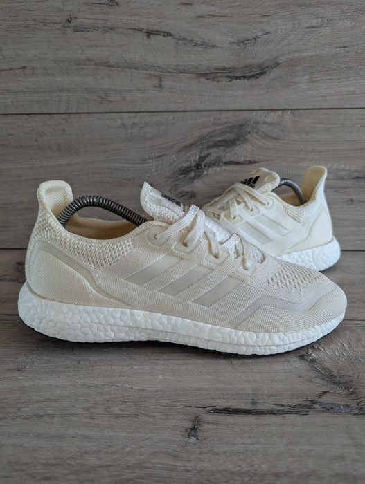 Кроссовки беговые Адидас Adidas Ultraboost Made to Be Remade 42 р 26.5 см