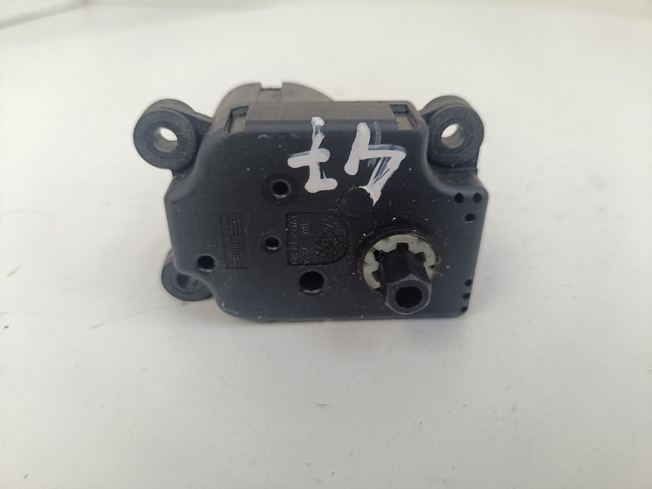 Servo motor / sofagem BMW 1 (E81)