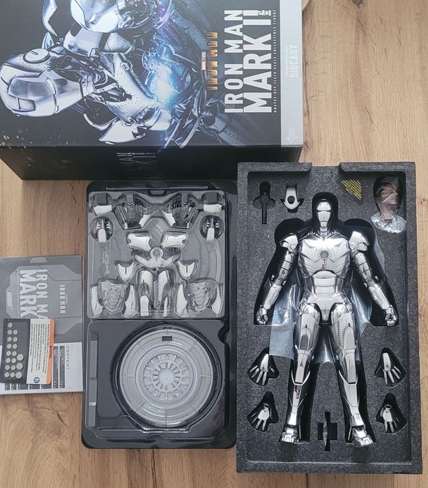 Hot toys 1/6 Iron Man Mark 2 2.0 MMS733