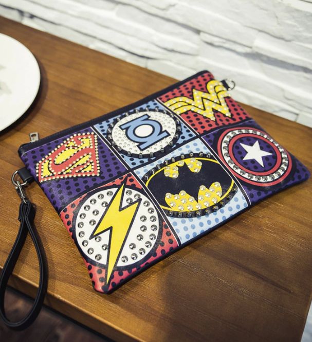 Mala clutch - Marvel Super Heroes - Novo.