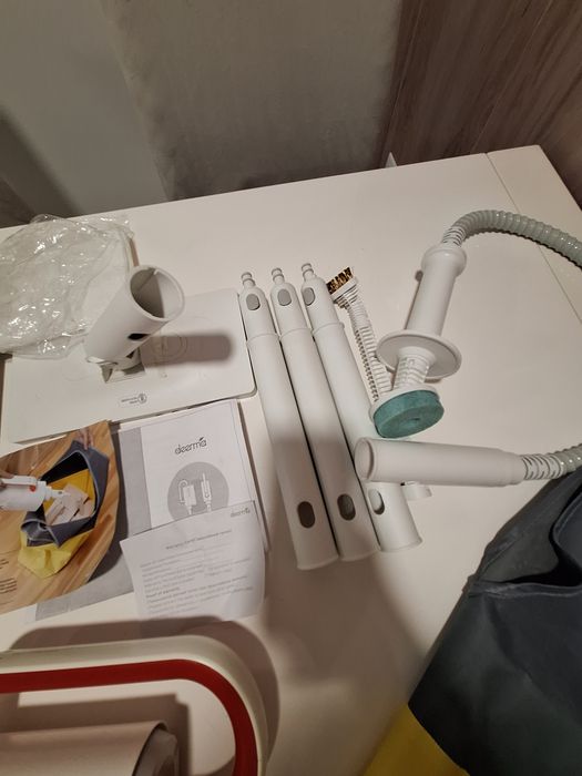 Deerma ZQ610 Máquina de Limpeza a Vapor Vertical 1600W Branca
