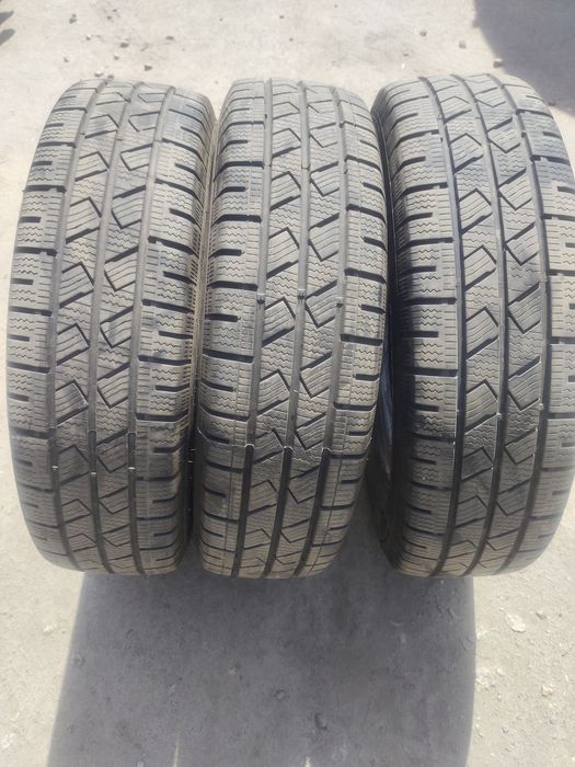 Продам гарні шини  205/75/16C