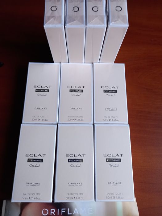 Туалетна вода  парфуми Эклат  Викенд Еклат Фем Вікенд єкла фам